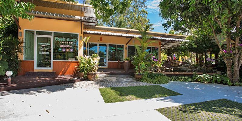 Baan Suan Villas Resort Ban Suan  Eksteriør billede